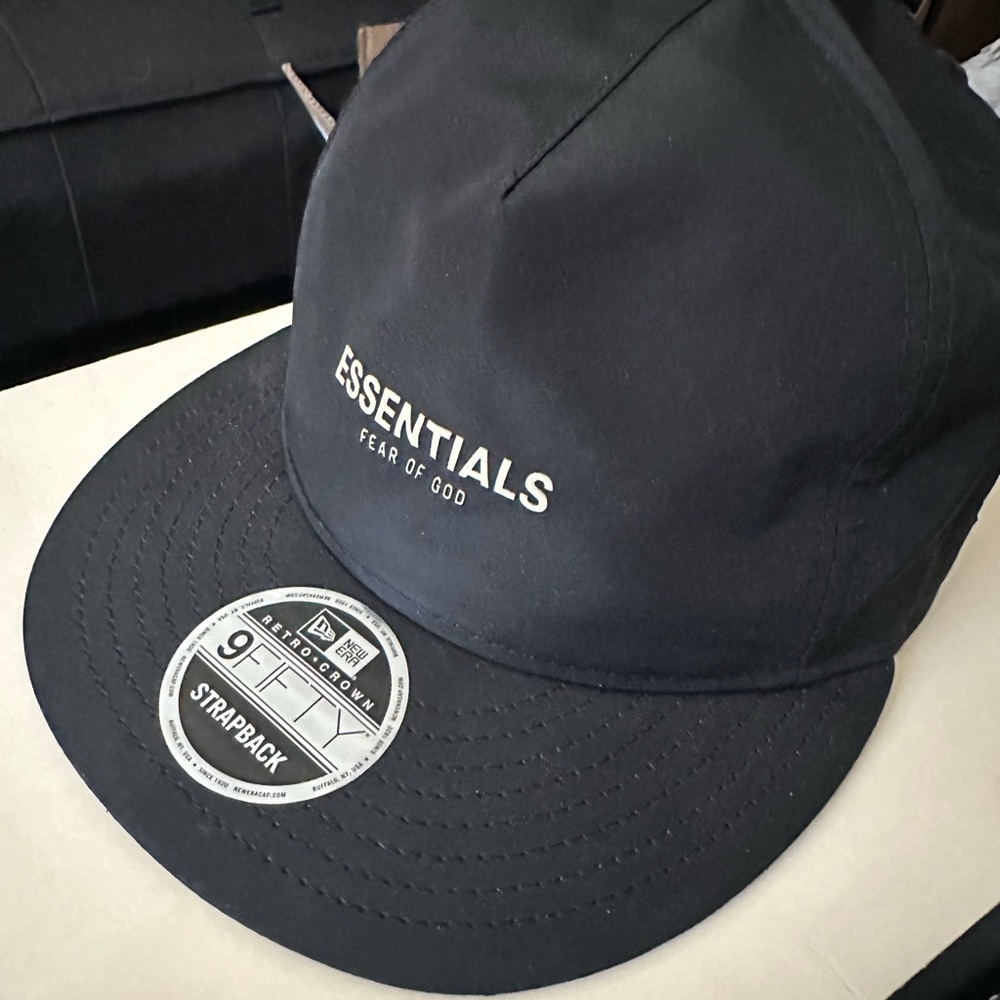 Fear of God Essentials x New Era Retro Crown 9Fifty Strapback Cap ‘Black’
